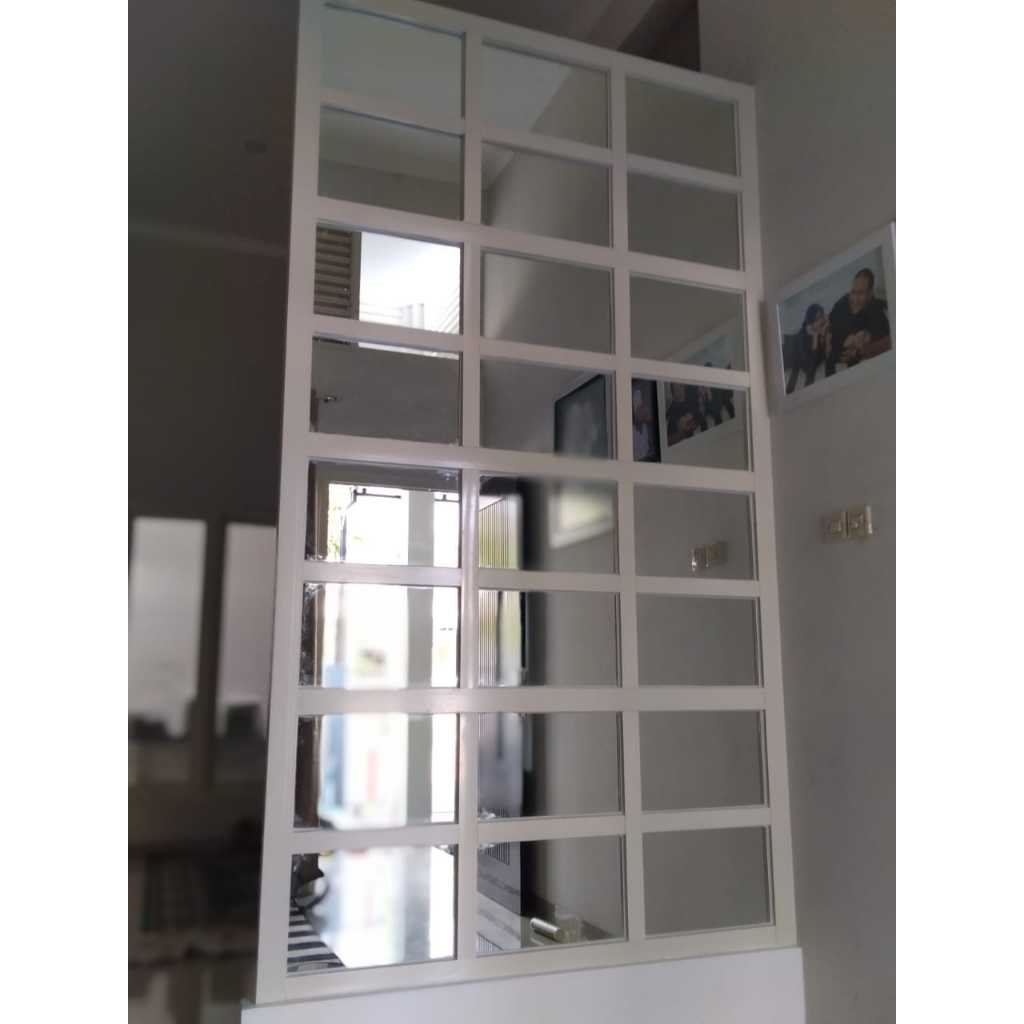 partisi kaca / sekat ruangan kaca