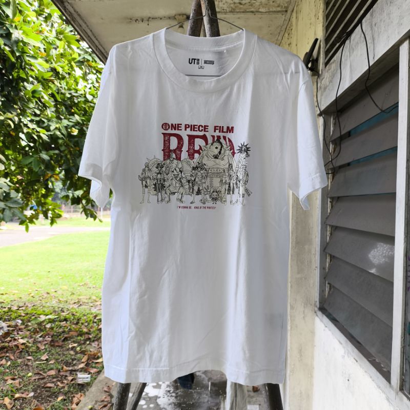 Uniqlo UT X One Piece Film Red