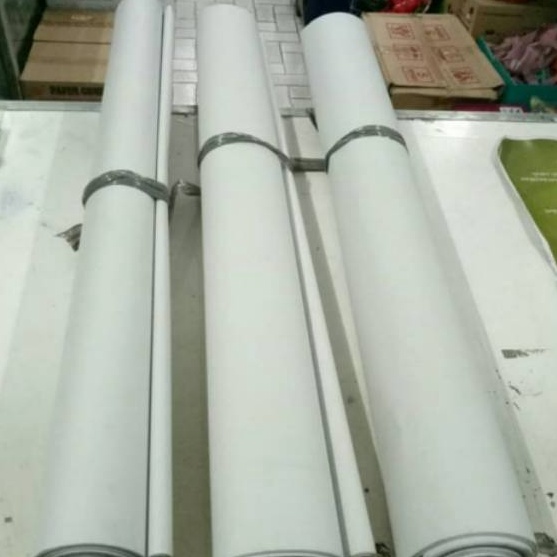 

FG2 25 Lembar Kertas Flipchart 65cm x 1cm