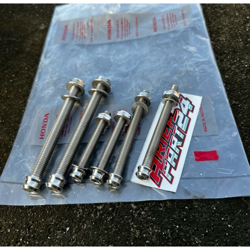 baut pangkon mesin Tiger stanlis baut pangkon mesin Tiger magapro cb Gl  Tiger stanlise set