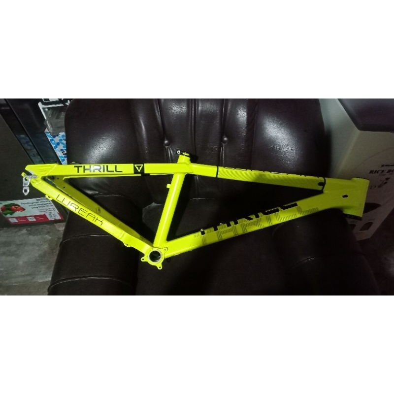 frame thrill wreak 26 size m