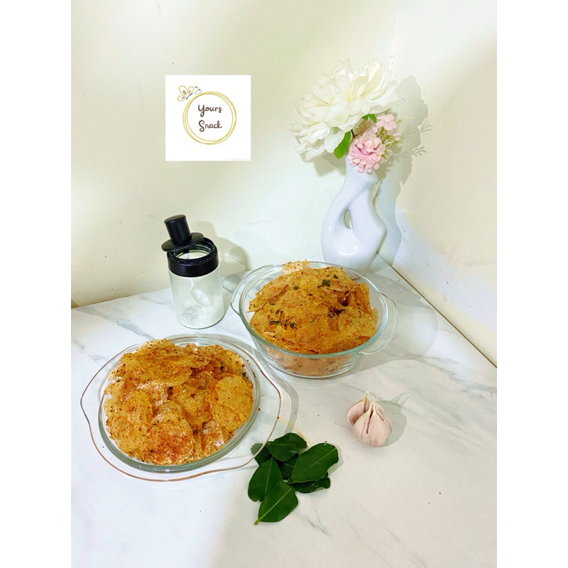 

Yourssnack Keripik Kaca Pedas Gurih/Keripik Kaca Pedas Daun Jeruk Terasi