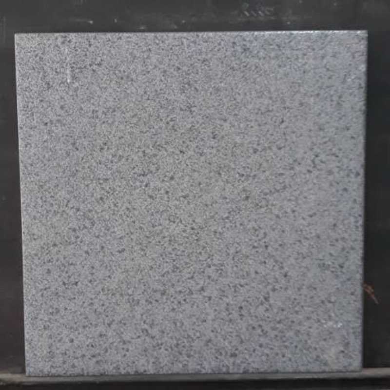 keramik lantai kamar mandi / garasi / teras terrazo grey