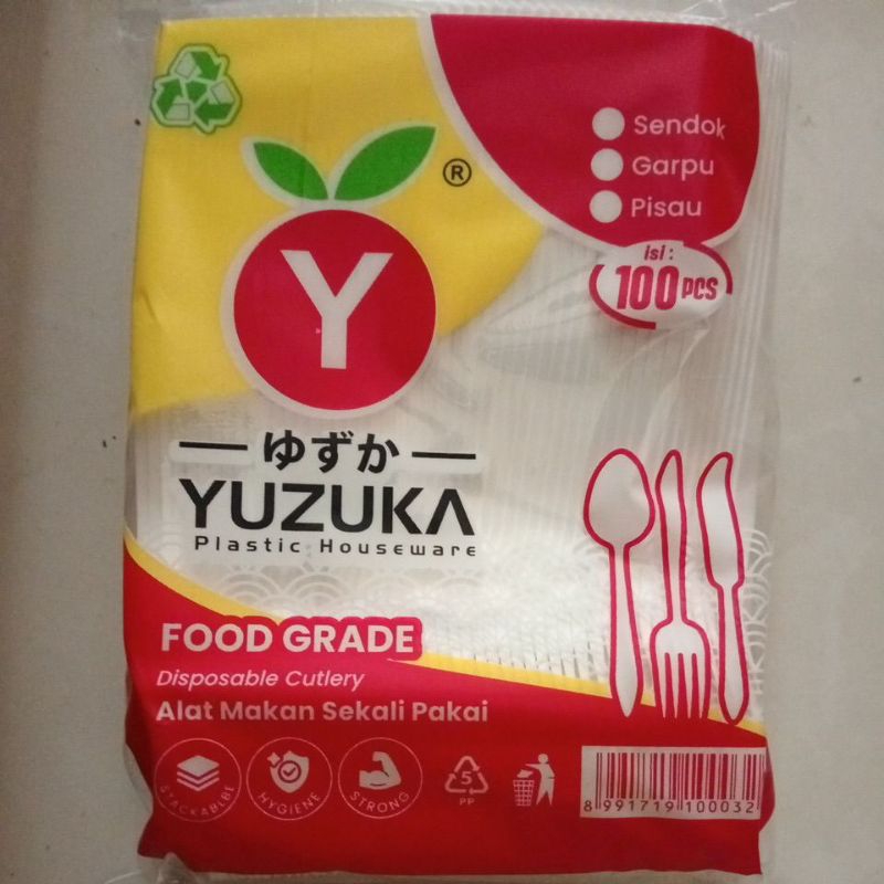 

SENDOK MAKAN GAGANG PLASTIK YUZUKA/ SEGARR