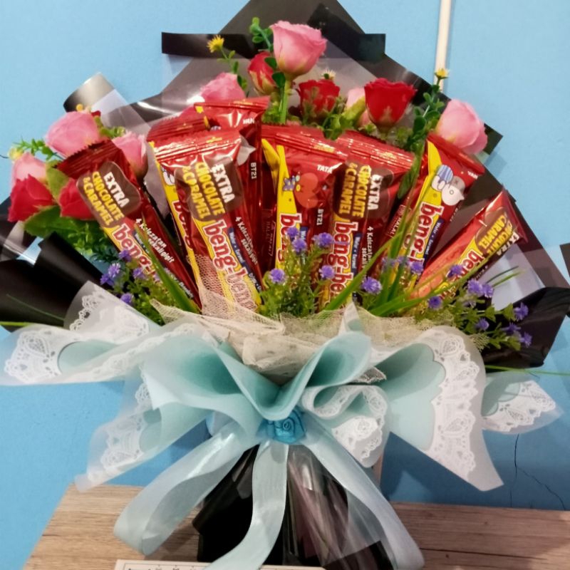 NYONYA Buket Wisuda Ulang Tahun Boneka Uang Hadiah Hampers Kado Buket Balon Buket Uang Hantaran Buke