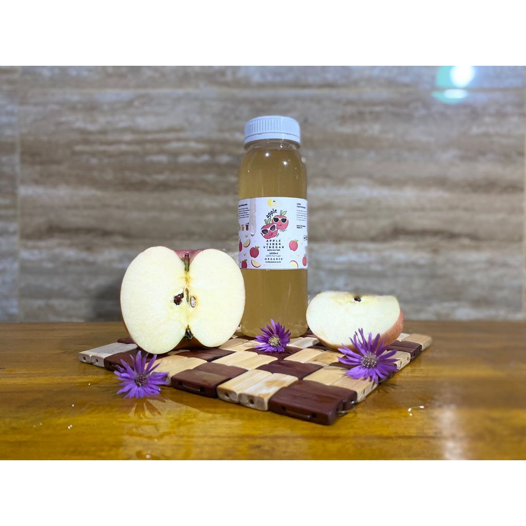

APPLE CIDER VINEGAR WITH MOTHER PREMIUM // CUKA APEL DENGAN MOTHER PREMIUM DE LEMOSH 500 ML