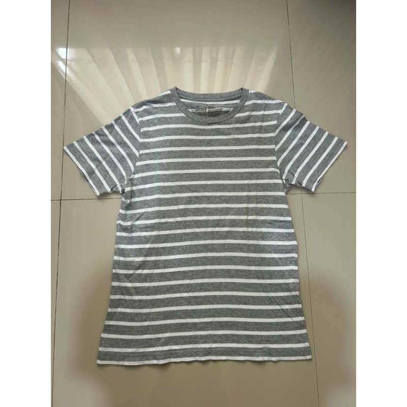 kaos muji size S original