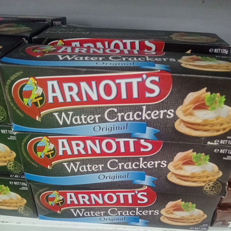 

Arnott's Water Crackers Original 125g