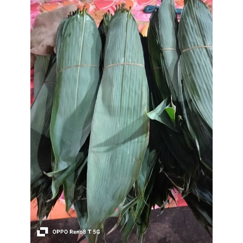 

daun bambu, daun bacang 1 ikat
