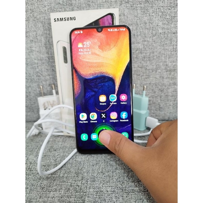 Samsung A50 RAM 4/64 Finger Print dilayar Aktif