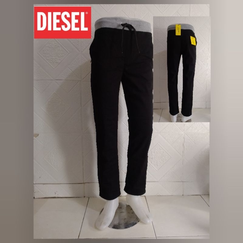 Celana chinos pria merk Diesel