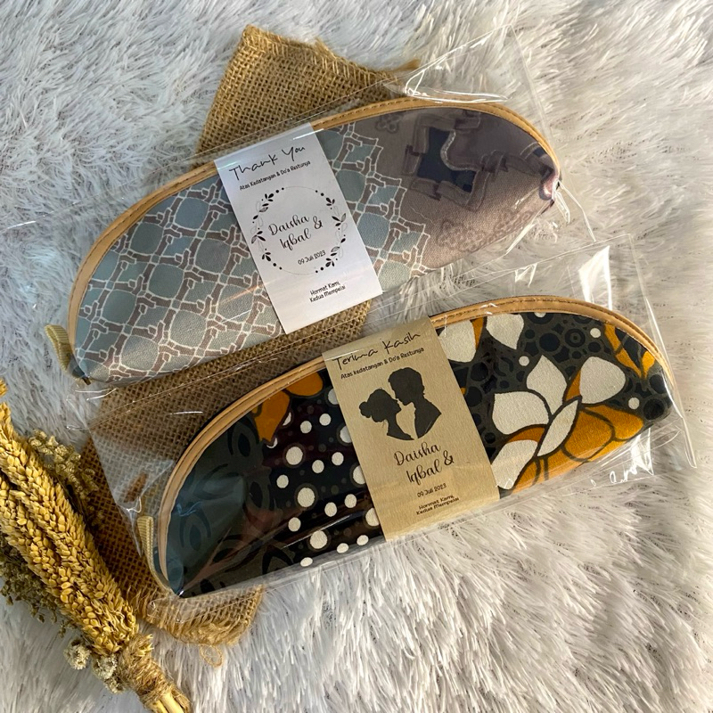 ( PAKET HEMAT ISI 50 PCS )SOUVENIR DOMPET BATIK GEPENG BESAR SOUVENIR PERNIKAHAN DOMPET BATIK KEMAS 