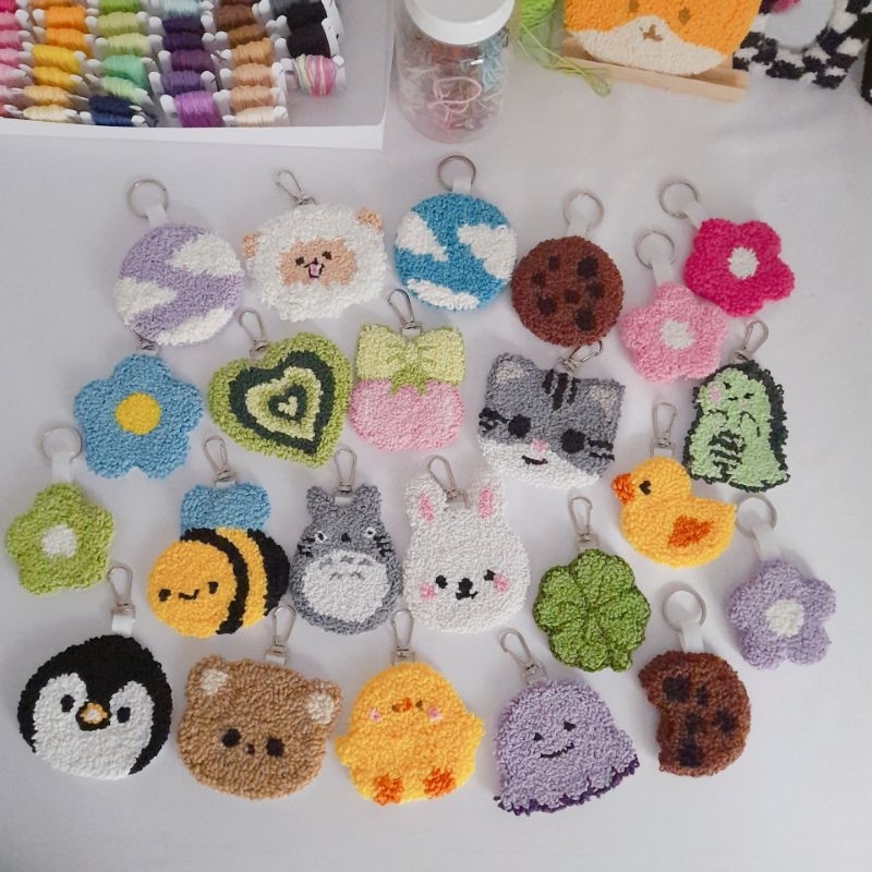 Keychain Punch Needle / Gantungan Kunci Punch Needle