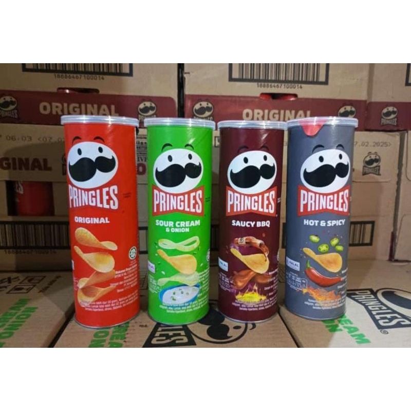 

Pringles potato chips keripik kentang 102 gram