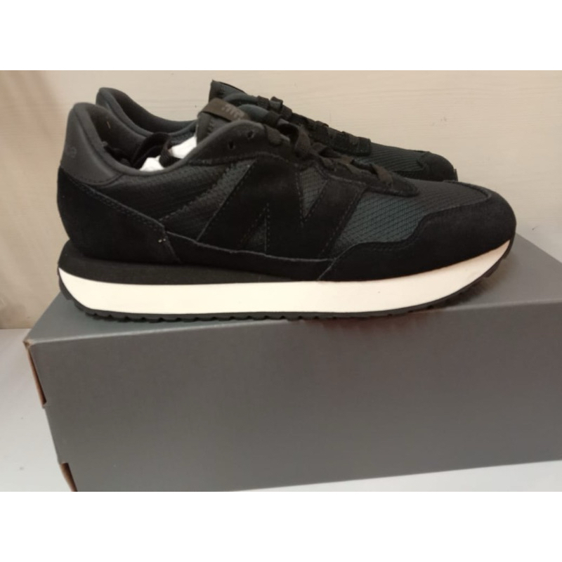 nb 237 black