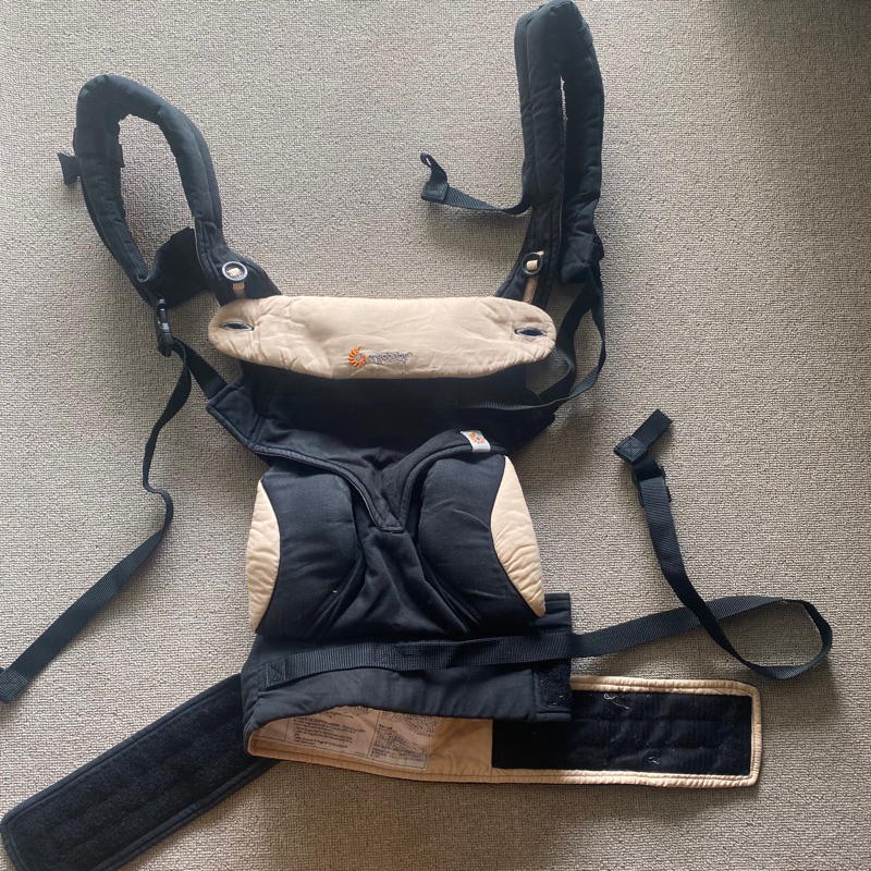 ergobaby 360 black camel