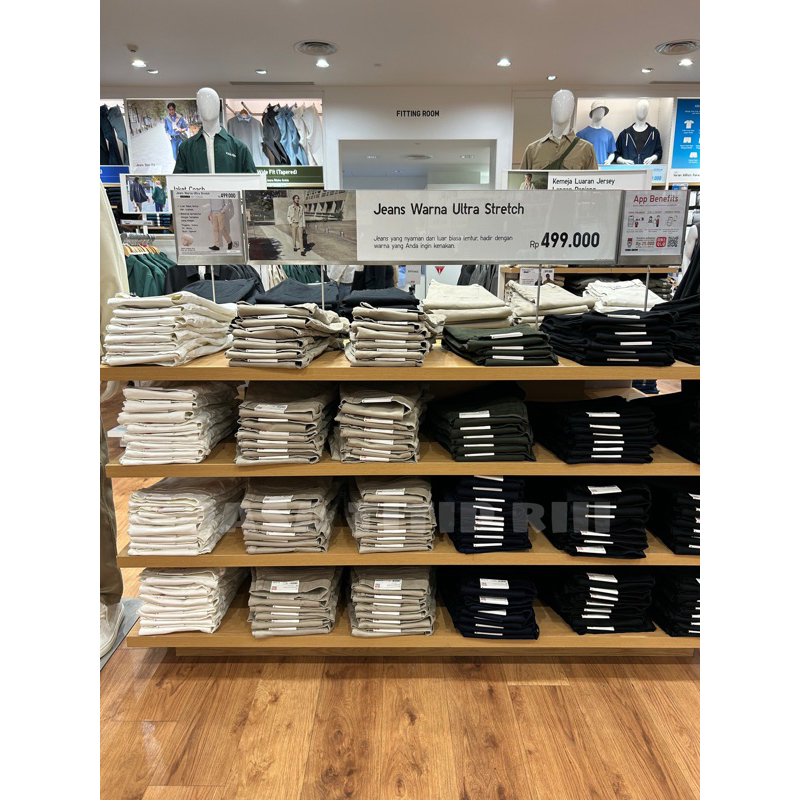 Jeans Warna Ultra Stretch MEN UNIQLO (Skinny Fit)