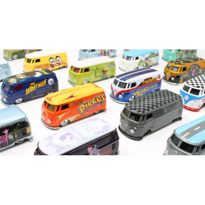 HOT WHEELS VW T1 PANEL BUS PREMIUM