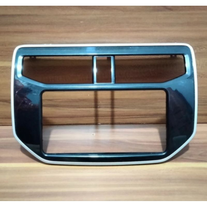 frame head unit toyota daihatsu rush terios 2018 original