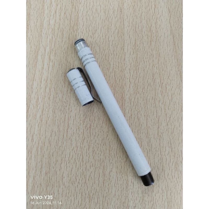 

Gagang Pena Besi Non Tinta