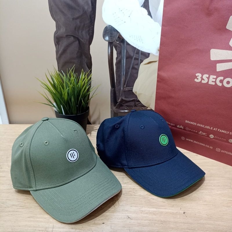 FAMO Topi Basic Casual Original