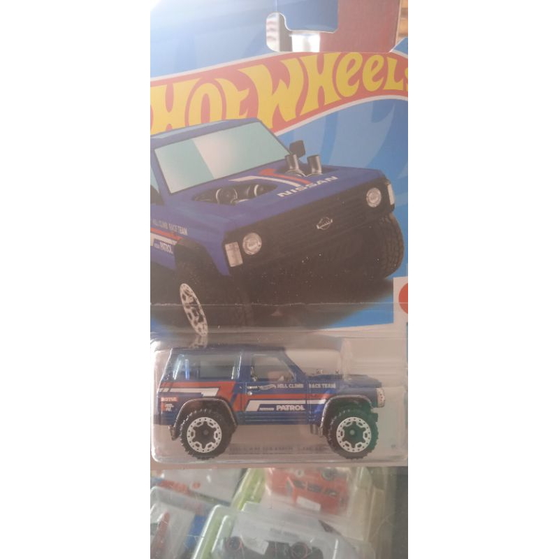 Hotwheels Nissan Patrol Blue