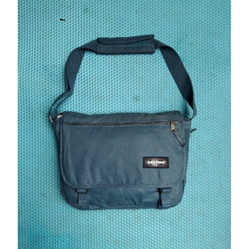 Messenger bag/Selempang/Tas Kerja/Tas Laptop Tas Pria cowo Second ORI Brand Eastpak