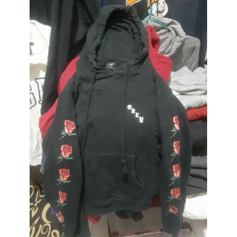 Hoodie "Obey Rose X Independent Black" Second Branded