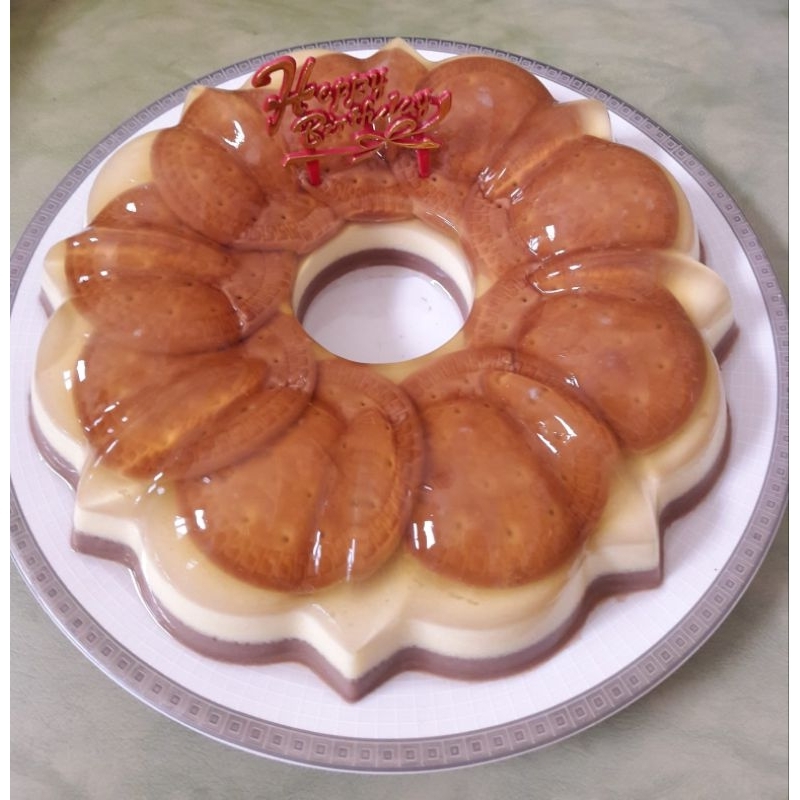 

Pudding regal Dia.22cm PO 1 hari sebelumnya