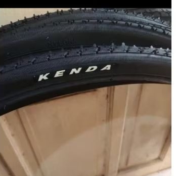 Ban luar sepeda 700 x 28c Merk kenda