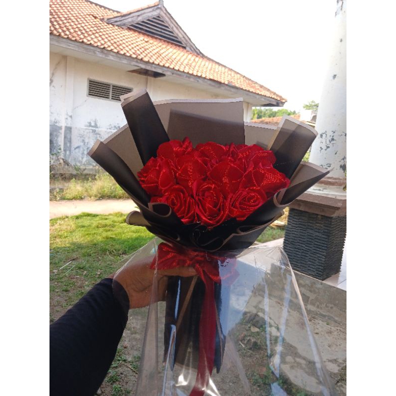 

BOUQEET PITA SATIN 10 TANGKAI DAN 5 TANGKAI