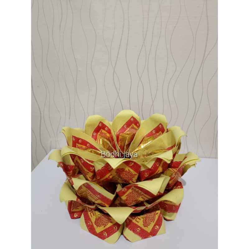 Kim Cua Lipat Teratai