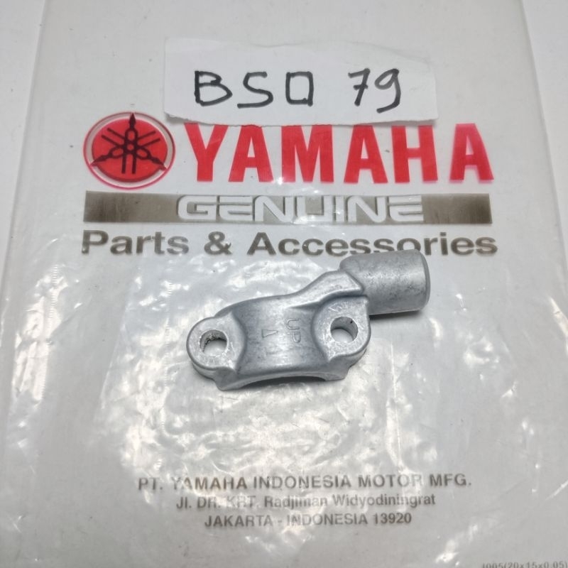 Dudukan Spion Kiri Yamaha Nmax  Lexi warna silver