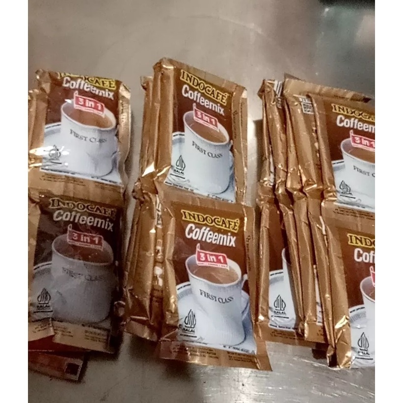 

INDOCAFE COFFEMIX Kopi 3 In 1 20gr renceng isi 10 Sachet