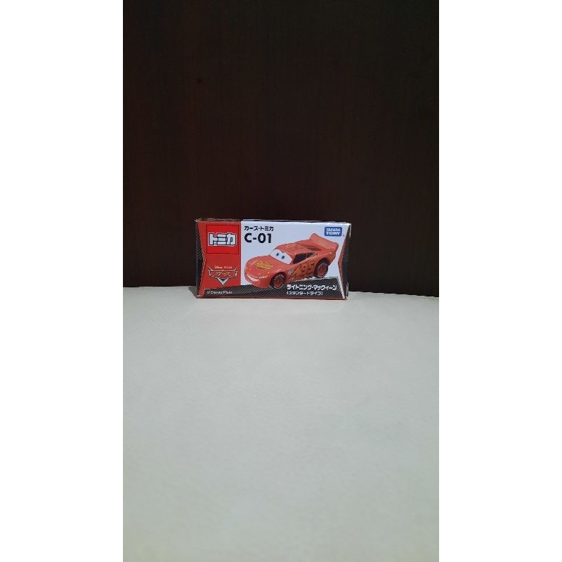 Tomica Cars Lightning McQueen
