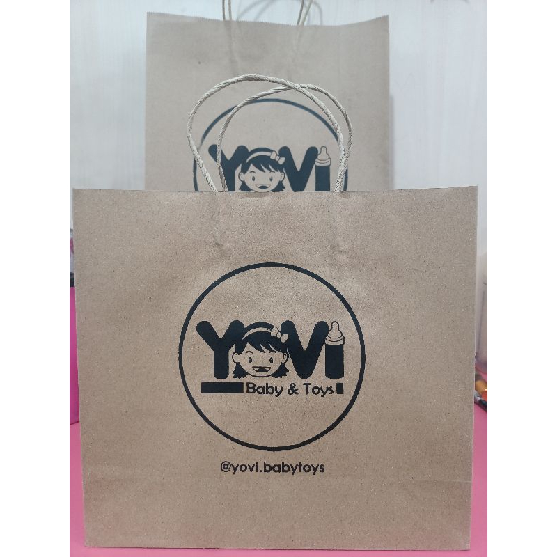 

PAPER BAG YOVI KECIL & BESAR