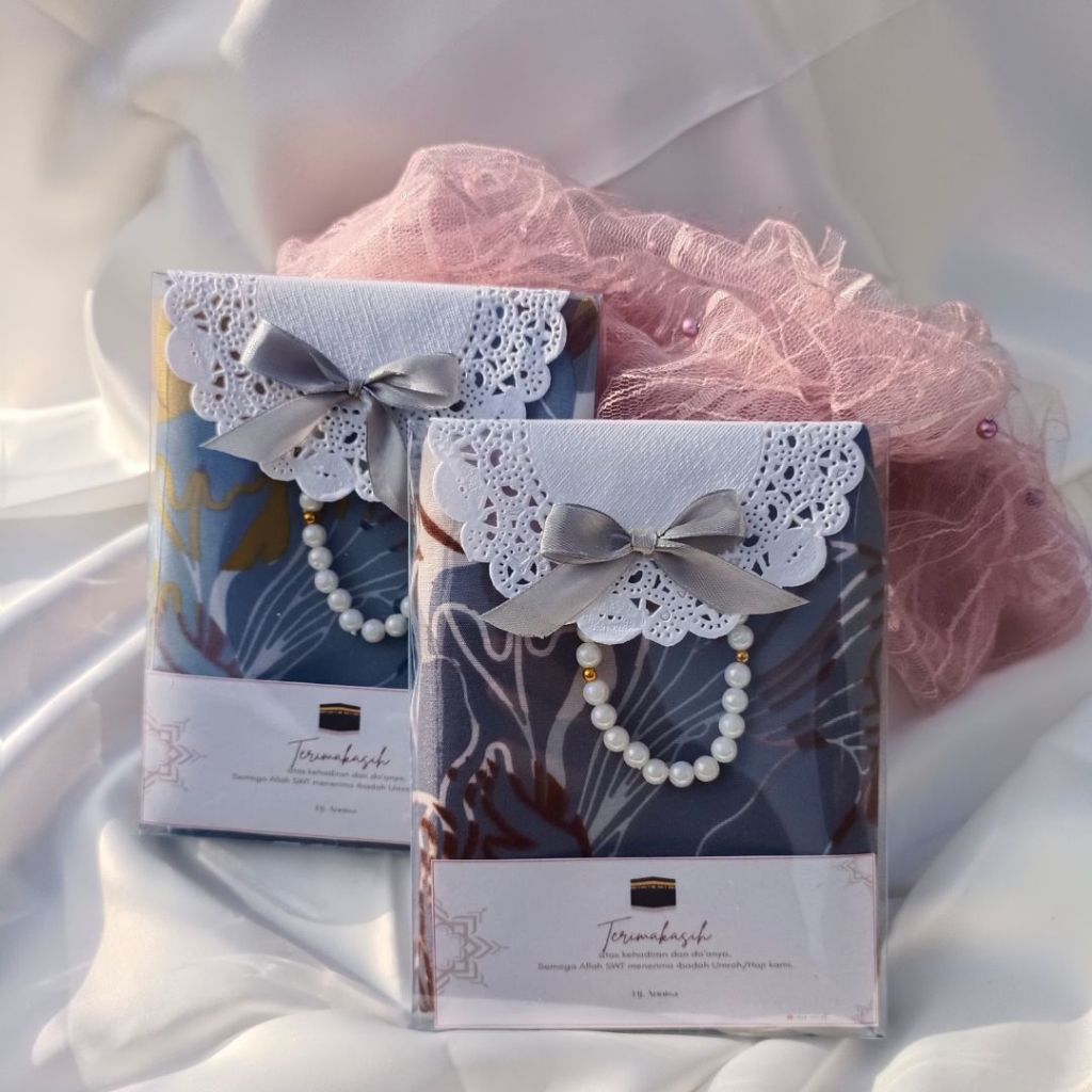 Hampers Oleh Oleh Haji Umroh Souvenir Aqiqah  Wedding dan Acara Lain Hijab Kerudung Azara Free Kartu