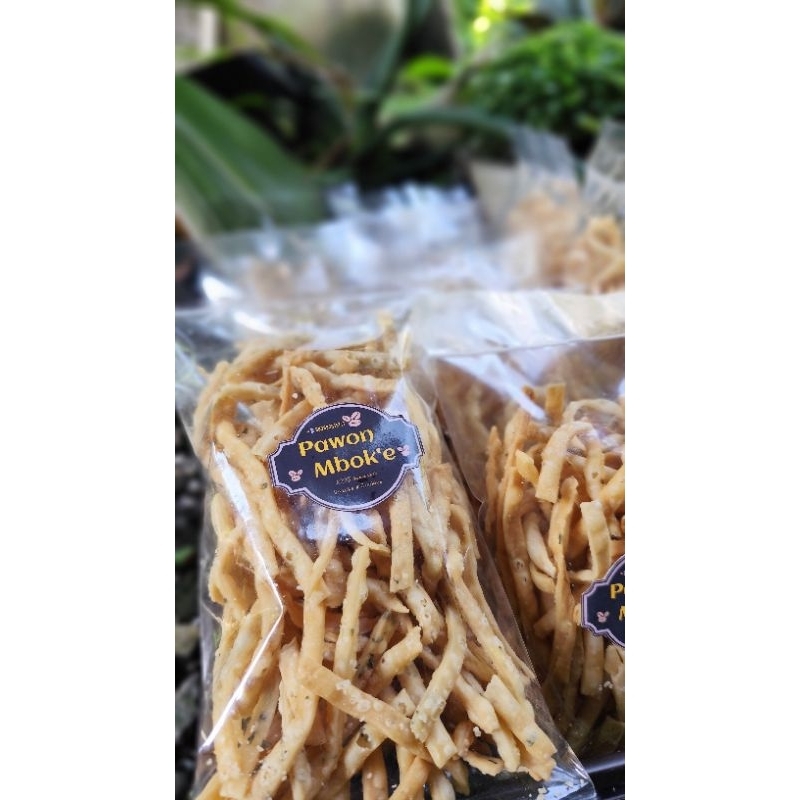 

Ladrang kiloan kemasan 100gr rasa original asin gurih ekonomis tanpa bahan pengawet