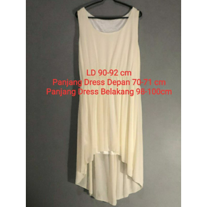 Preloved Dress Pesta Putih 2024061903