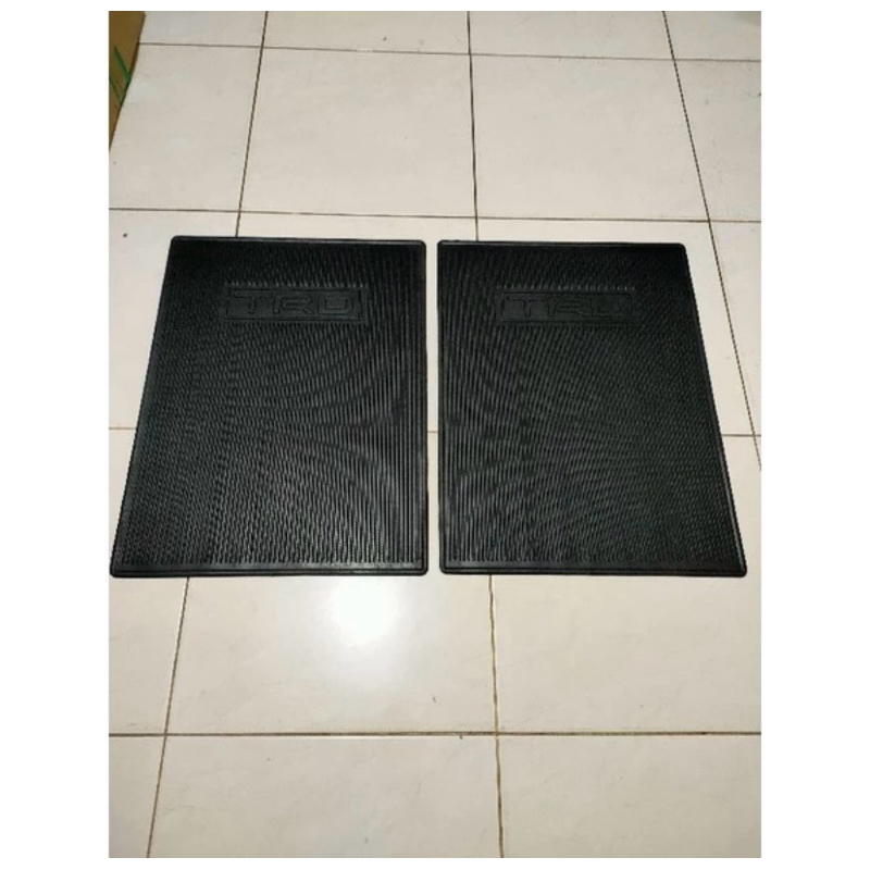 Lembaran karet/ karpet karet TRD/ karpet lantai alas kaki mobil universal harga 1 lembar