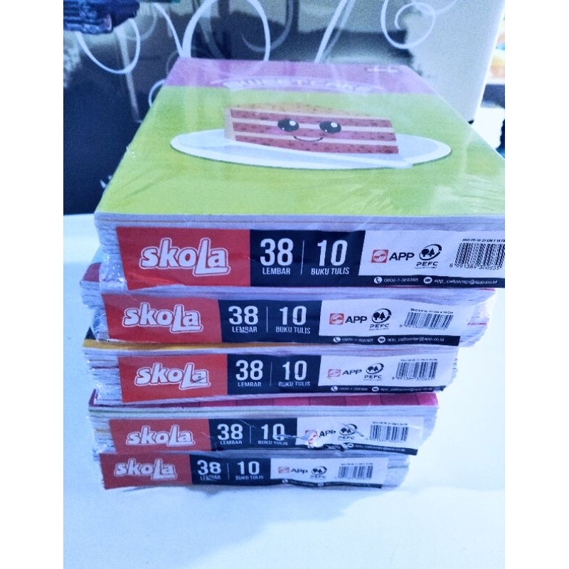 

1PAK BUKU TULIS SKOLA 38 LEMBAR BY SIDU(SINAR DUNIA