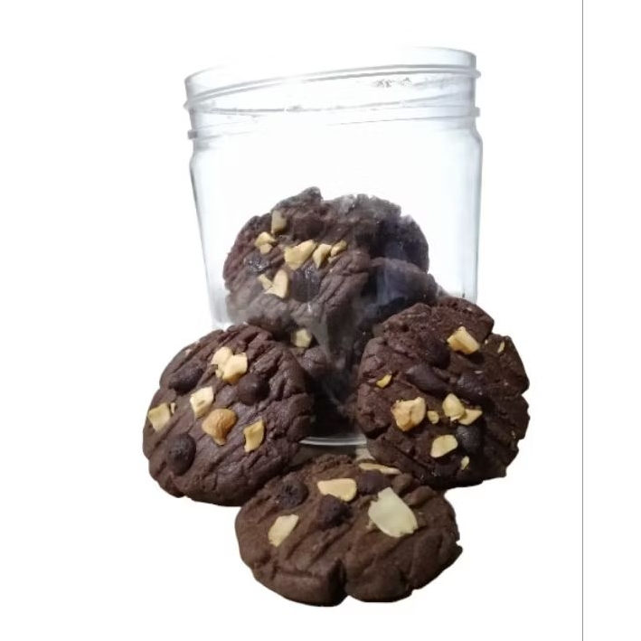 

Chocochip Nut Cookies Toples Jar