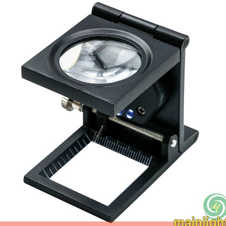 

KODE J82Z Kaca Pembesar Lup Magnifier 1x Double LED Foldable SR1