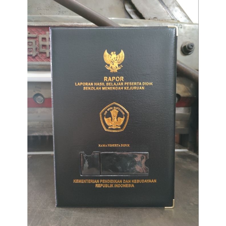 

KODE A89J Ready Stock Bisa Beli 1 Pcs Sampul Raport K13 Untuk SMK Umum Ukuran A4 dan F4