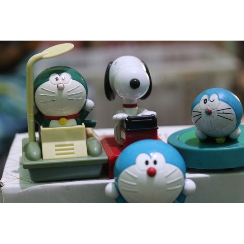 Action Figure Doraemon set