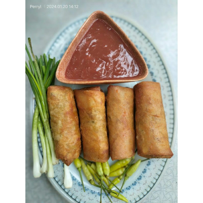 

Lumpia Semarang isi 4pcs by Papang | Lumpia Rebung | Lumpia Ayam Sayur