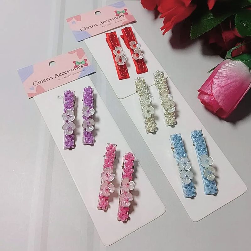 Jepitan Rambut Bunga Mutiara Kecil Sepasang