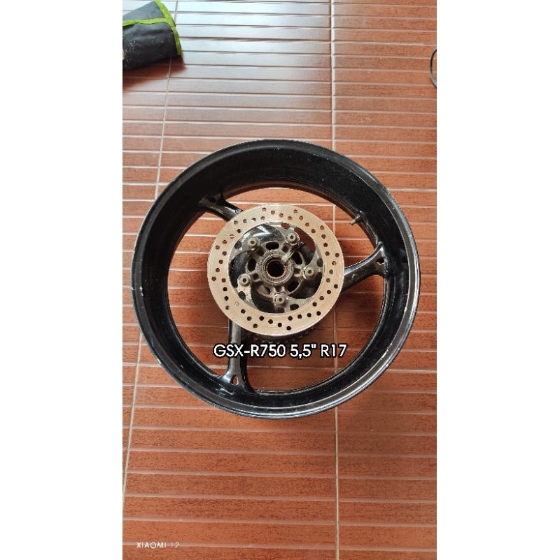 velg belakang limbah moge original suzuki gsxr600/750