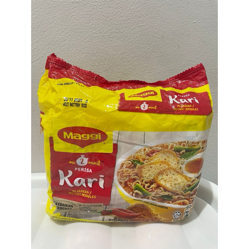 

Mie Instan maggi kari