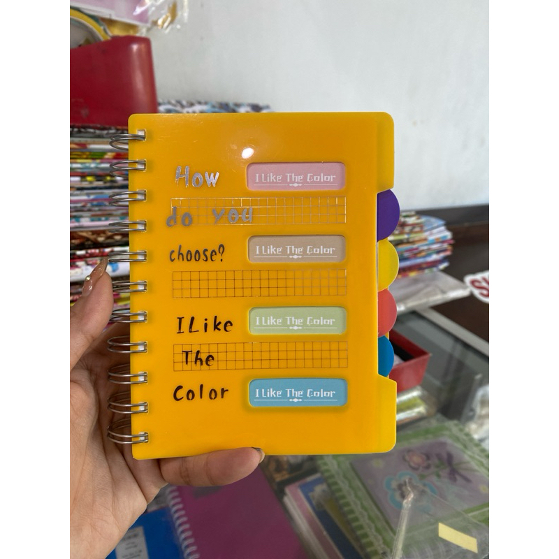 

Buku Catatan/ Diary Book/ Buku Notes/ Notes Book/ Buku Agenda/ Agenda Book/ Buku Kecil/ Buku Coretan/ Motif Elegan/ Cover Plastik